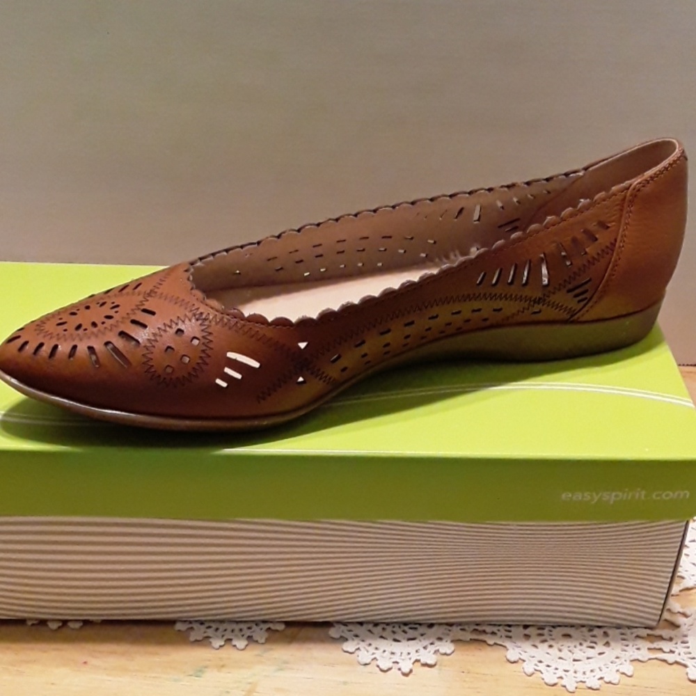 Easy Spirit Shoes